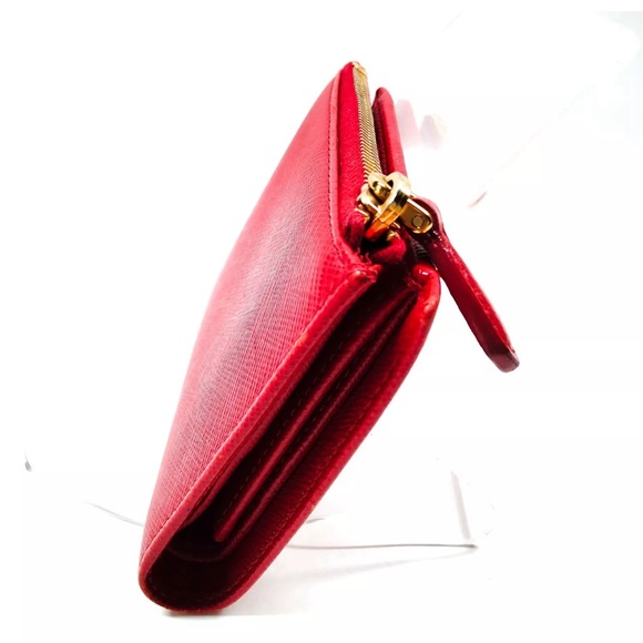 Auth Prada Red Saffiano Leather Compact Bifold Wallet Preloved On Sale Now Prada - Picture 4 of 9